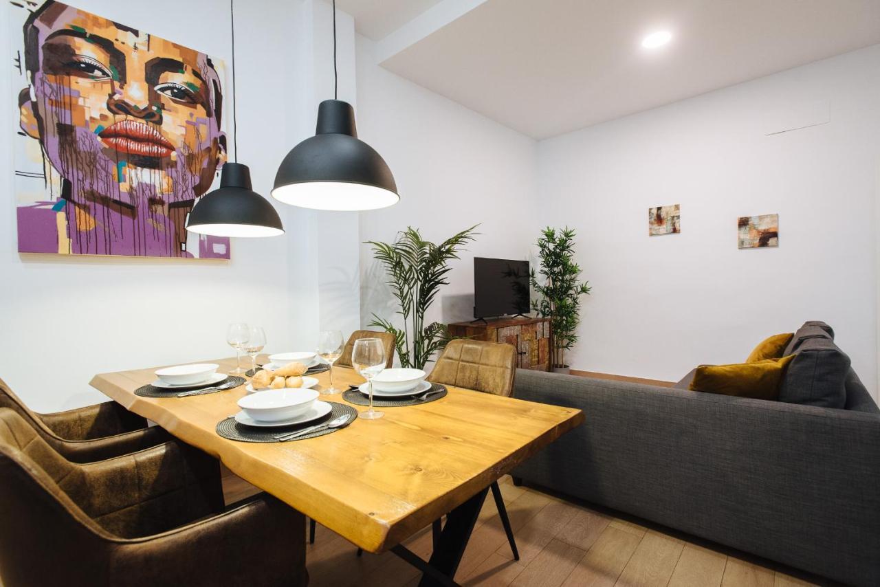 Hostly Rbh0 Modern Apartment Sevilla Exterior foto